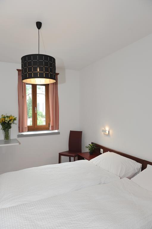 La Dent-Du-Midi Hotel & Restaurant Saint-Maurice Ngoại thất bức ảnh